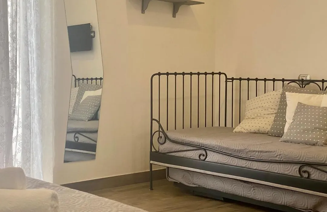 B&B Central Station Suite-1